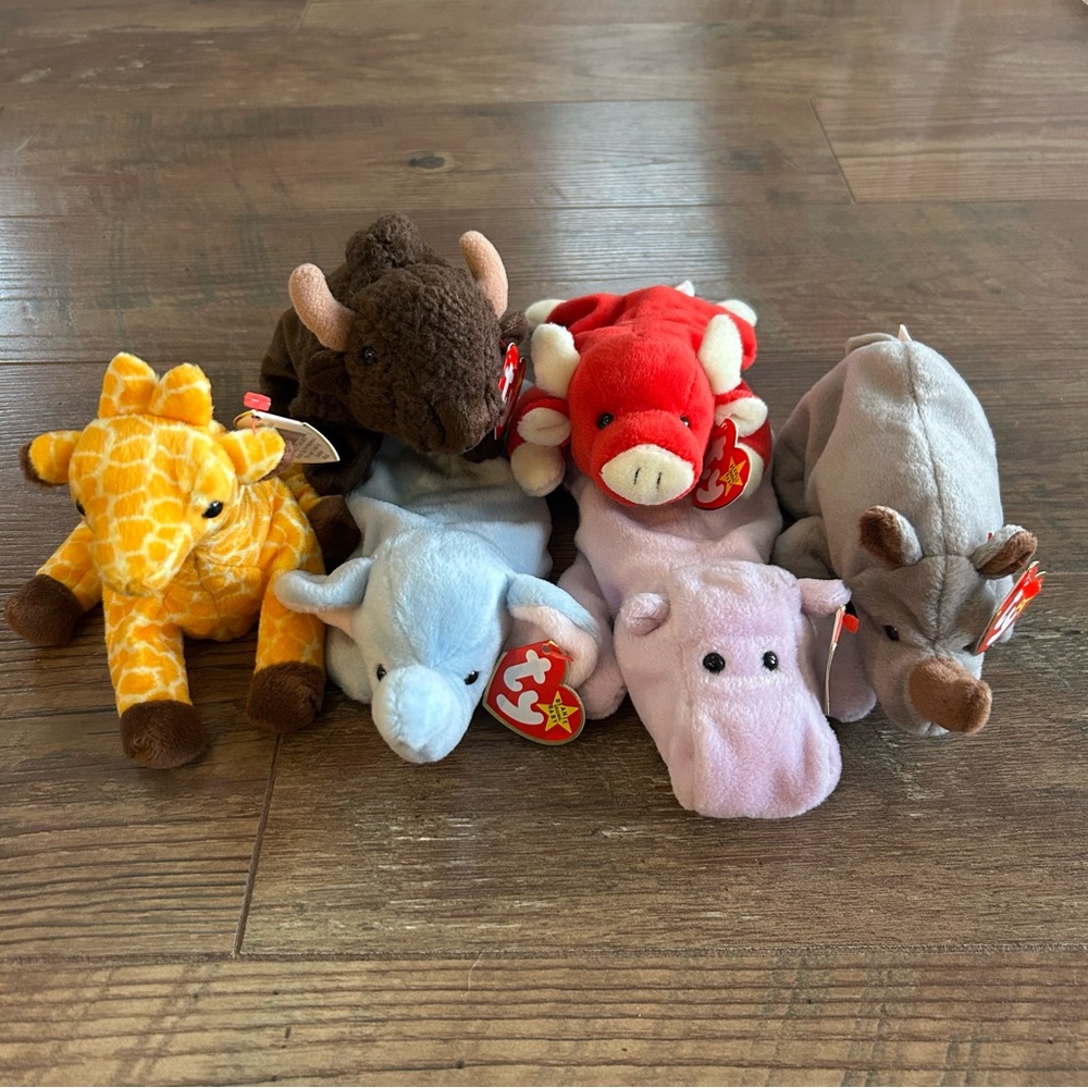 Lot of 6 Ty Beanie Babies Happy, Peanut, Twigs, Snort, Roam & Spike
